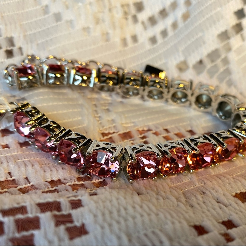 NWT GORGEOUS BABY PINK CZs AND ACCENT IMPRESSION BRACELET SPARKLING TENNIS - Picture 10 of 12